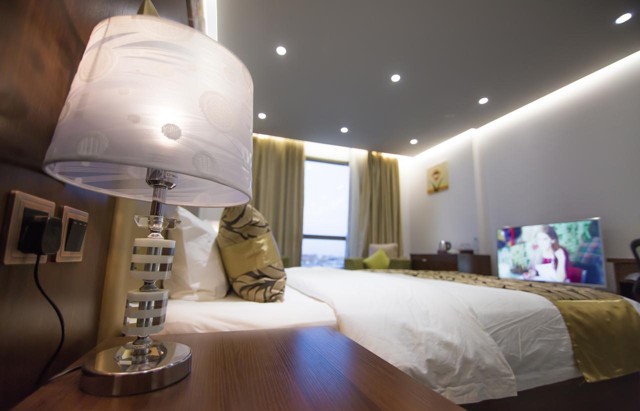 Rosalina Hotel ヤンブー エクステリア 写真